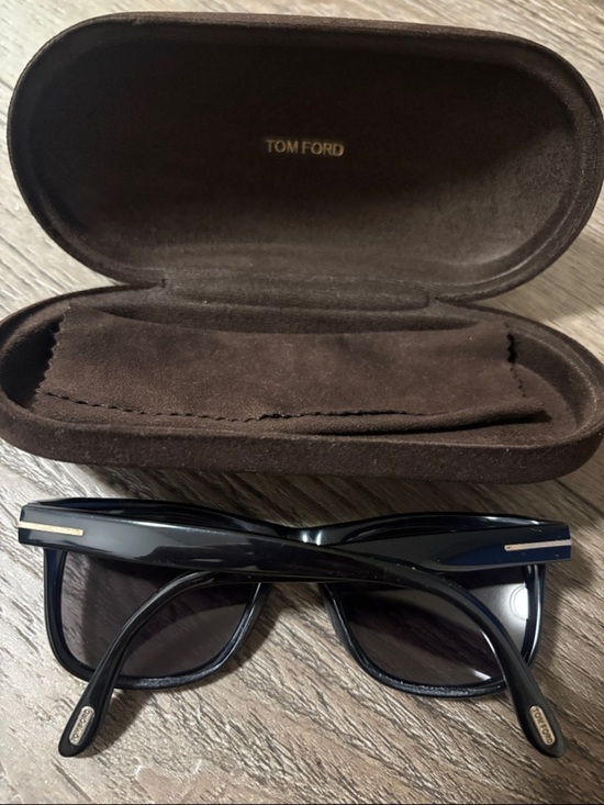 Tom Ford Leo Square Sunglasses FT0336 Model Frame in 01V Black Made in Italy